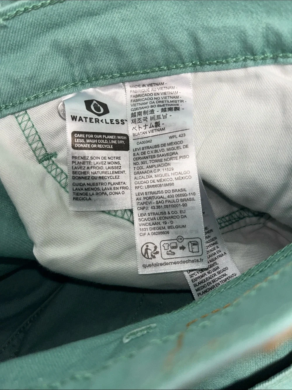 Levi's 511 Men's Jeans  in Light Sage Green size 38 x 30